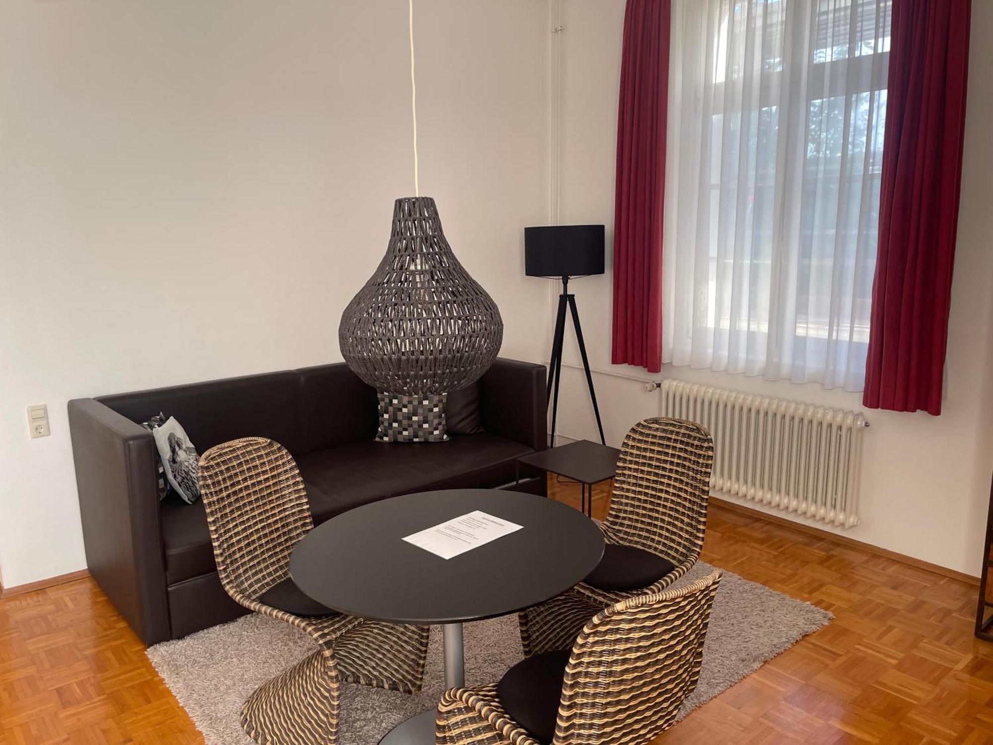 Whliving - Apartments & Studios In Konstanz Luaran gambar